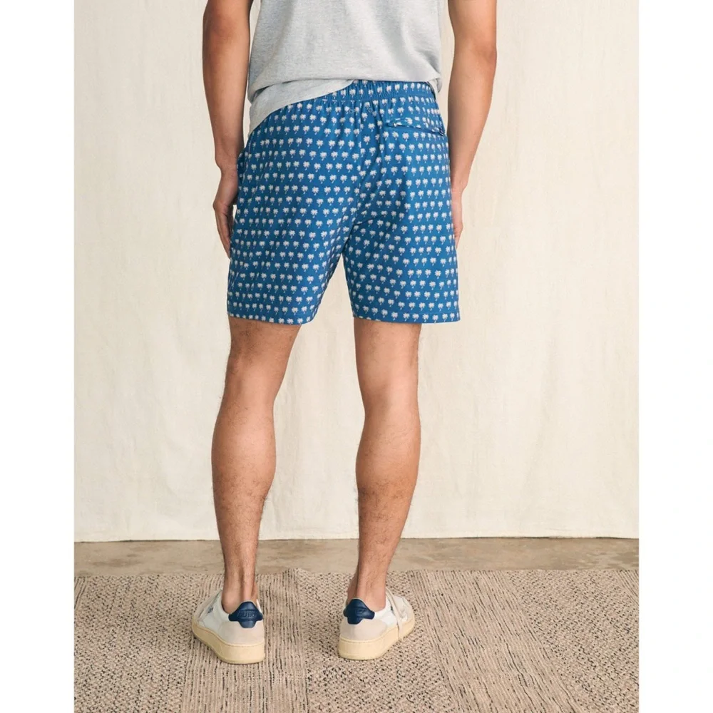 Faherty Men’s Shorelite Active Swim Short in Navy Block Palm XXL